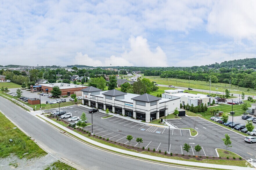More Photos Of 860 Medical Park, Smyrna Flex For Lease