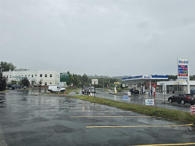 More Photos Of 17-53 John Stark Hwy, Newport Department Store For Lease