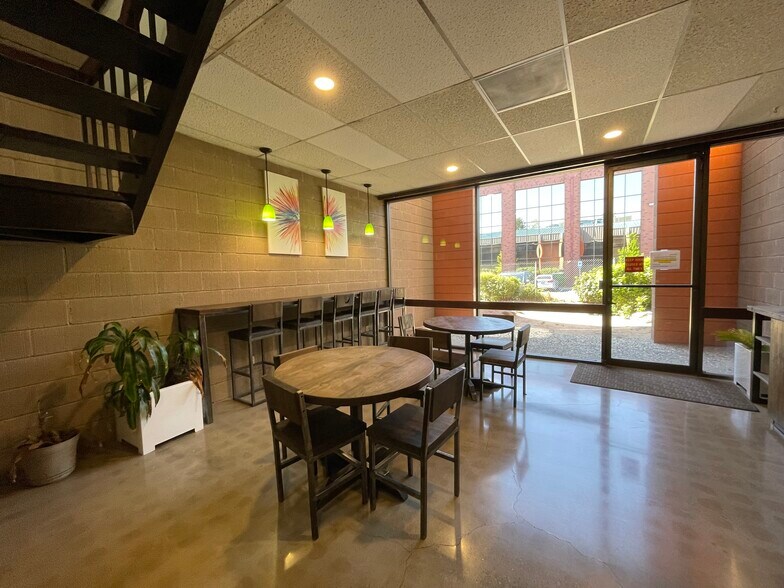 More Photos Of 1005 Terminal Way, Reno Office For Lease