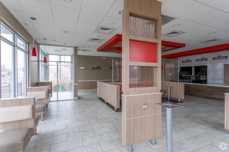 More Photos Of 60 S Broad St, Fairborn Fast Food For Sale