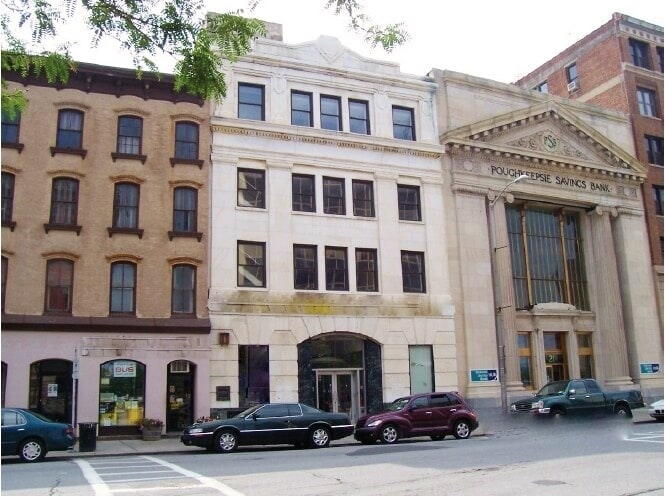 More Photos Of 17 Market St, Poughkeepsie Office For Lease