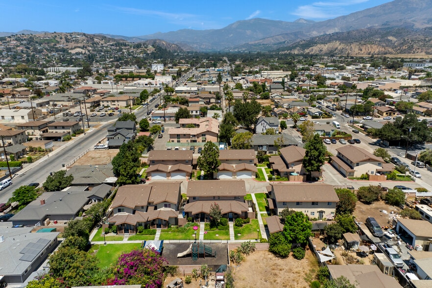 More Photos Of 220-244 Garcia St, Santa Paula Apartments For Sale