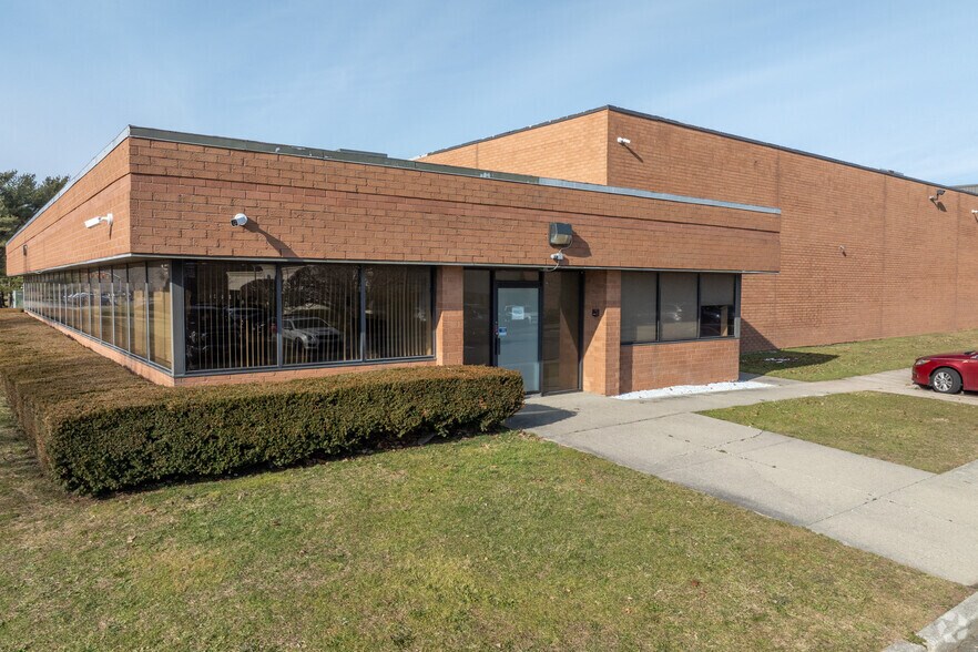 More Photos Of 100 Wireless Blvd, Hauppauge Industrial For Sale