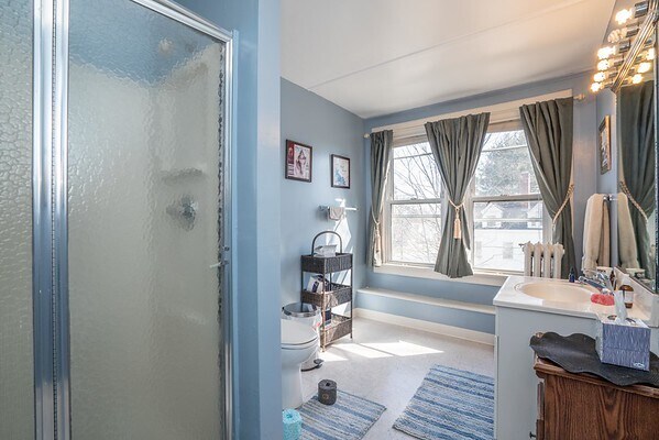 More Photos Of 31 S Highland St, West Hartford Apartments For Sale
