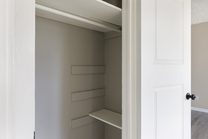 More Photos Of 157 Old Shaw Rd, Fayetteville Apartments For Sale