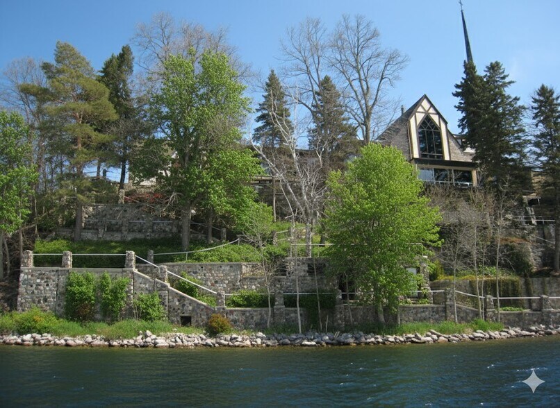 More Photos Of 621 1st Ave S, Buffalo Specialty For Sale