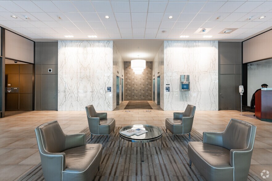 More Photos Of 2200 6th Ave, Seattle Office For Lease