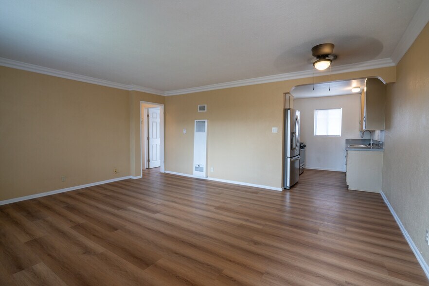 More Photos Of 1118-1124 N Mayfair Ave, Anaheim Apartments For Sale