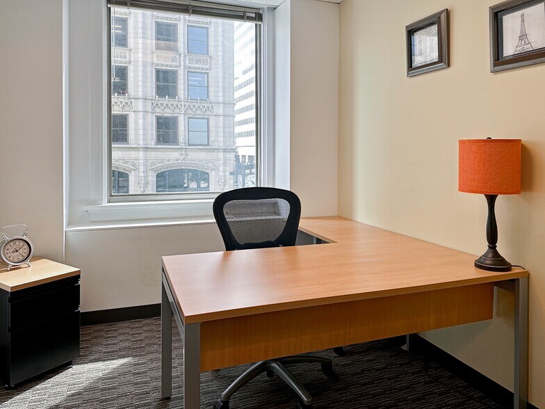 More Photos Of 321 S Boston Ave, Tulsa Coworking Space