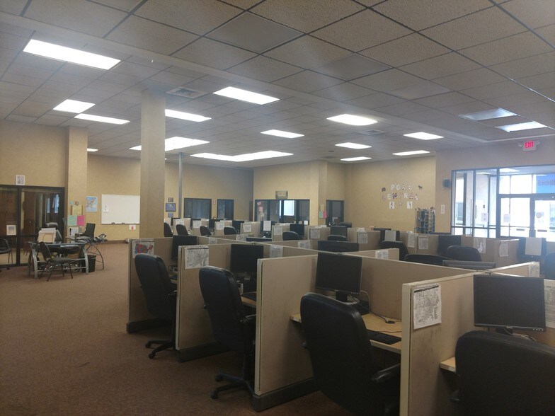 More Photos Of 531 N Central Ave, Connersville Office For Lease