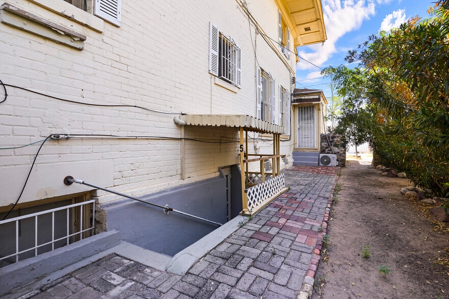 More Photos Of 1207 E Rio Grande Ave, El Paso Multifamily For Sale