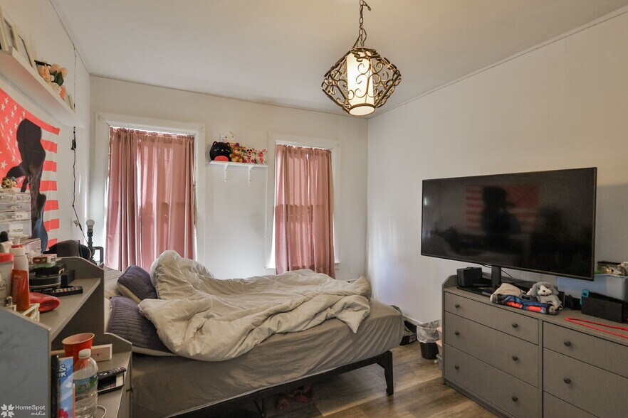 More Photos Of 115 E Ruddle St, Coaldale Multifamily For Sale