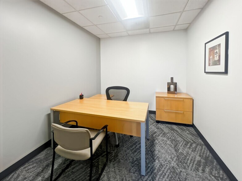 More Photos Of 1829 Reisterstown Rd, Pikesville Coworking Space