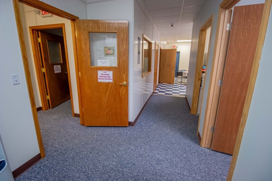 More Photos Of 199 N Michigan Ave, Shelby Office For Sale