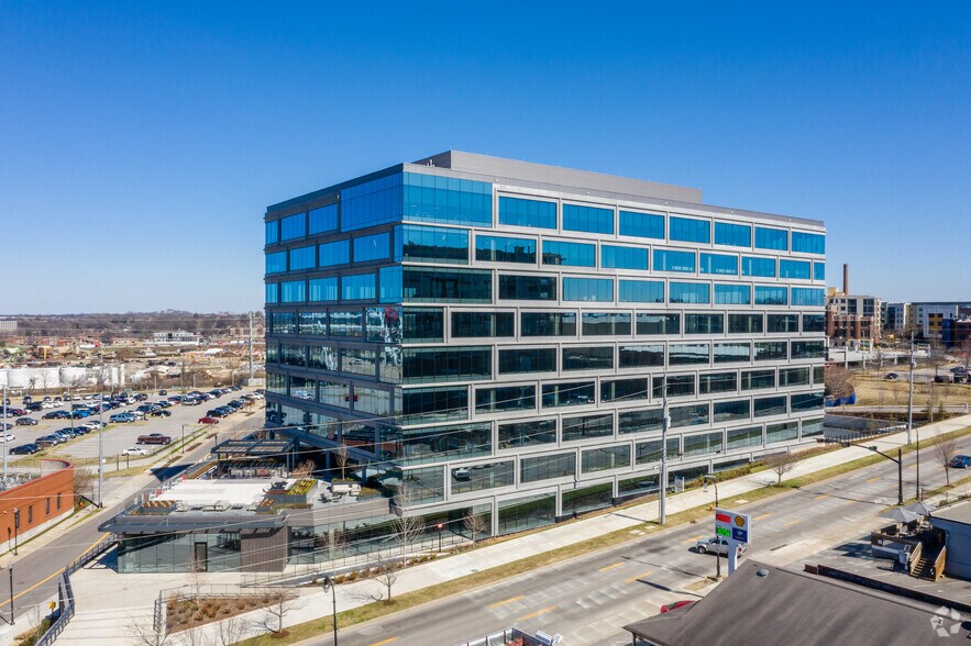 More Photos Of 10 Lea Ave, Nashville Office For Lease