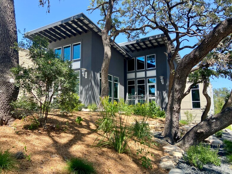 More Photos Of 23119 W Interstate 10, San Antonio Medical For Sale