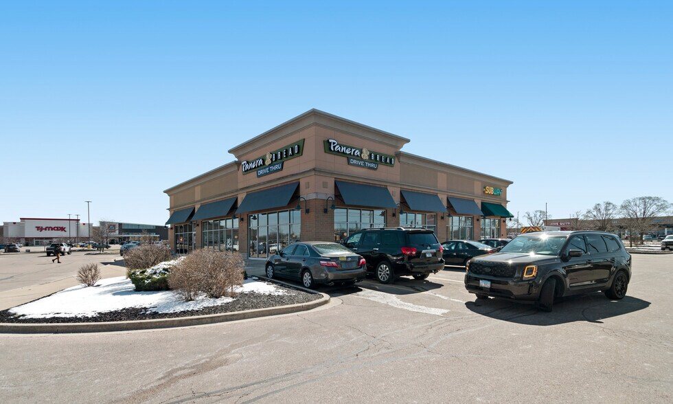 More Photos Of 2472-2476 Sycamore Rd, Dekalb Storefront For Sale