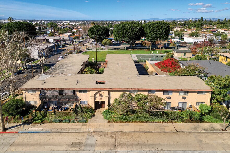 Primary Photo Of 7959 Bright Ave, Whittier Apartments For Sale