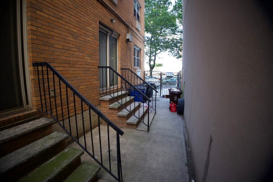 More Photos Of , Astoria Multifamily For Sale