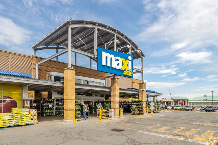 More Photos Of 6301-6381 Rte Transcanadienne, Pointe-claire Storefront For Lease