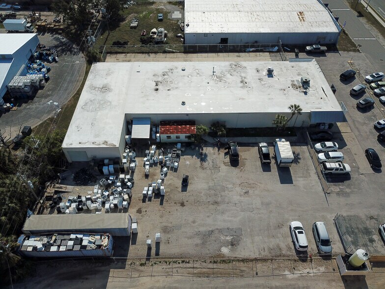 More Photos Of 1255 41 Byp, Venice Warehouse For Sale