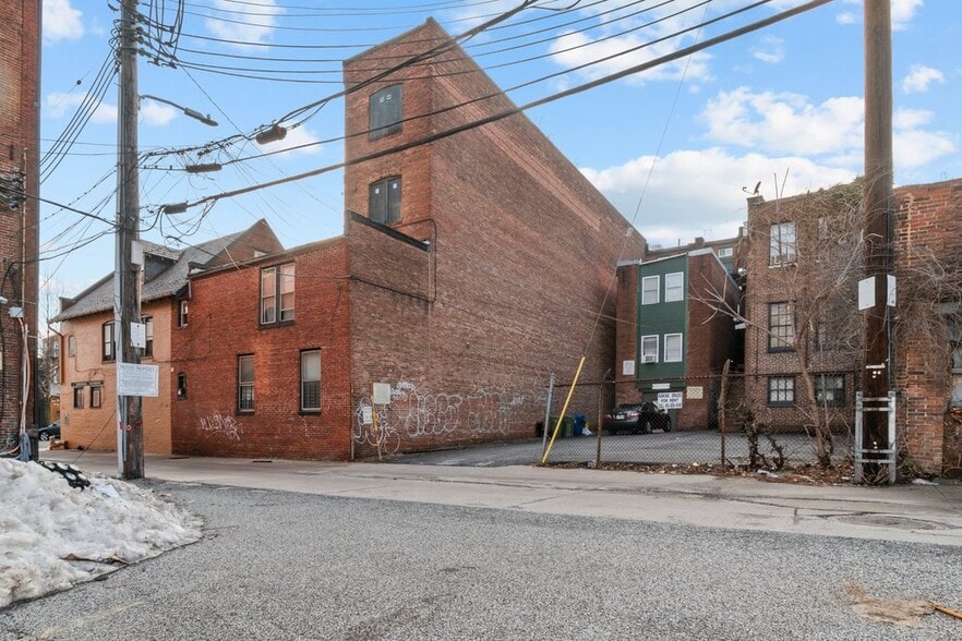More Photos Of 2301 Maryland Ave, Baltimore Apartments For Sale