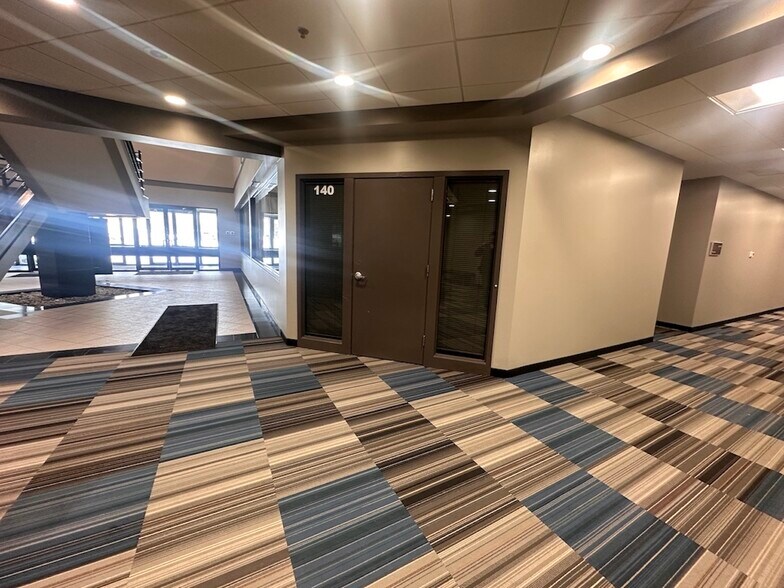 More Photos Of 4595 Broadmoor Ave SE, Grand Rapids Light Manufacturing For Lease