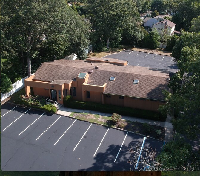 More Photos Of 335 Terry Rd, Smithtown Medical For Lease