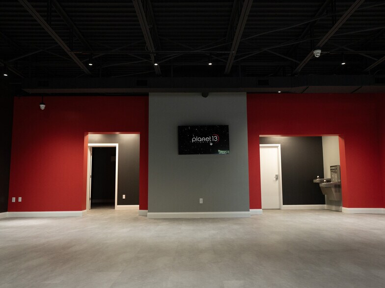 More Photos Of 309 N Woodland Blvd, Deland Freestanding For Sale