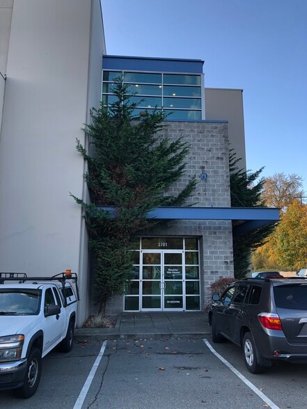 More Photos Of 3701 S Norfolk, Seattle Industrial For Sale