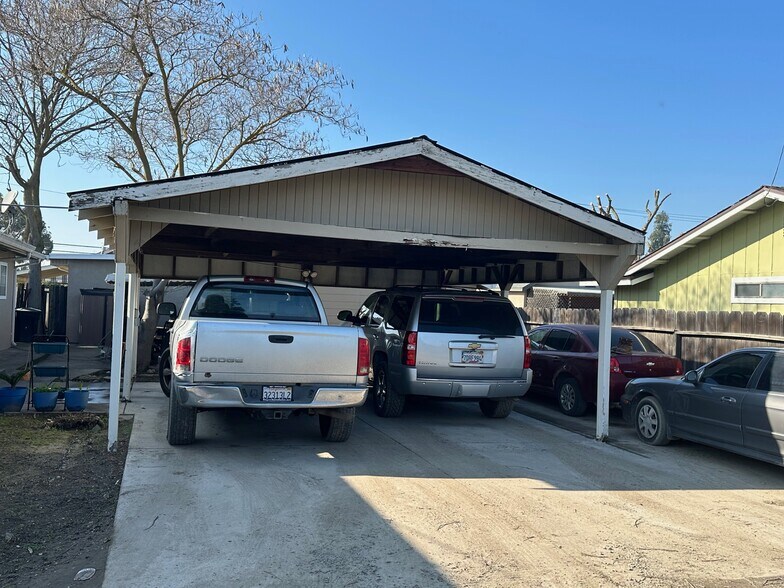 More Photos Of 150 N Acacia Ave, Ripon Multifamily For Sale