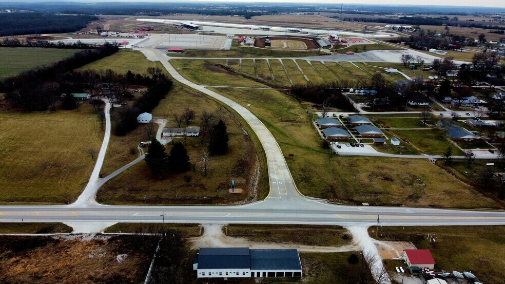More Photos Of 19265 US-54 Hwy, Wheatland Hotel For Sale