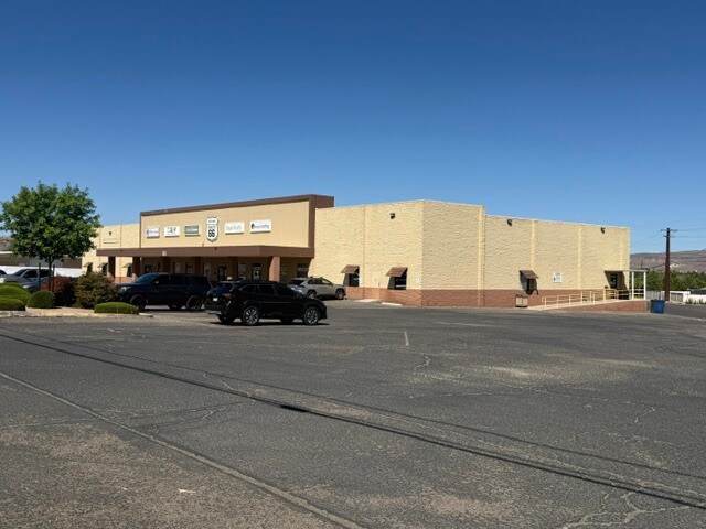 Primary Photo Of 2701 E Andy Devine Ave, Kingman Office For Sale
