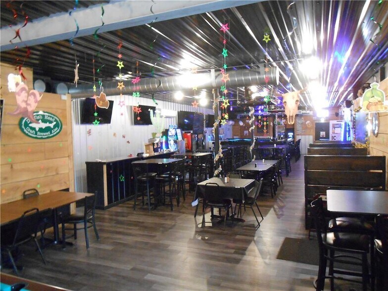 More Photos Of 164 Coyle Curtain Rd, Monongahela General Retail For Sale