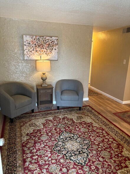 More Photos Of 9639-9640 Diamond Dr, Saint Louis Apartments For Sale