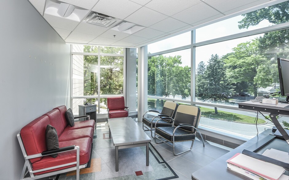 More Photos Of 1021-1031 Old York Rd, Abington Township Medical For Sale