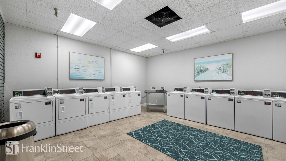 More Photos Of 1520 Jeffords St, Clearwater Apartments For Sale