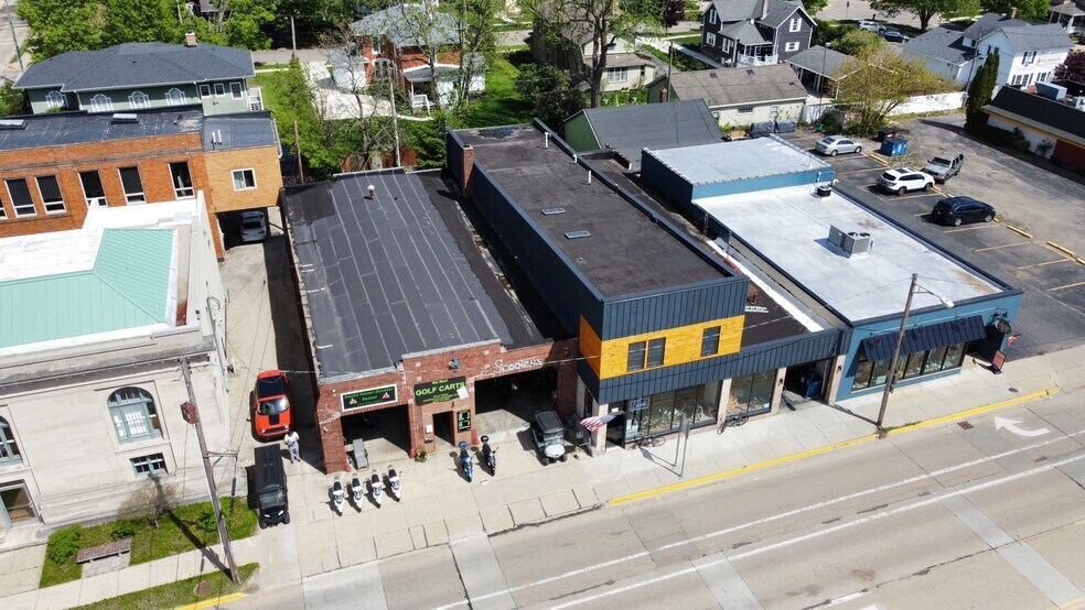 More Photos Of 311 Broadway St, South Haven Freestanding For Sale