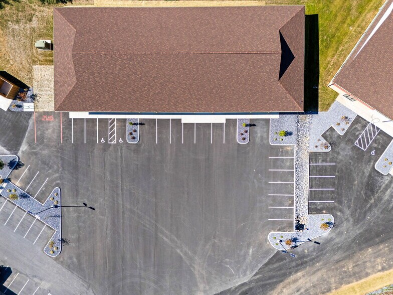 More Photos Of 975 Sawtooth Oak Cir, Harrisonburg Warehouse For Lease