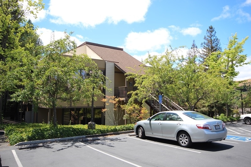More Photos Of 1042 Country Club Dr, Moraga Office For Lease