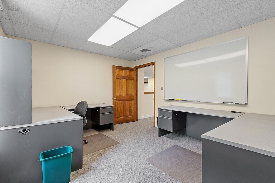 More Photos Of 233 Ayer Rd, Harvard Medical For Lease