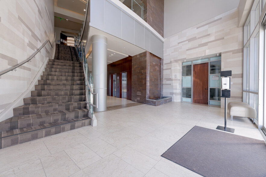 More Photos Of 1955 Citracado Pky, Escondido Medical For Lease