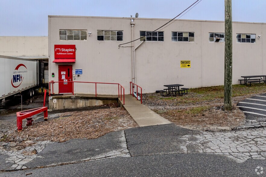 More Photos Of 70 Community Ave, Plainfield Industrial For Sale