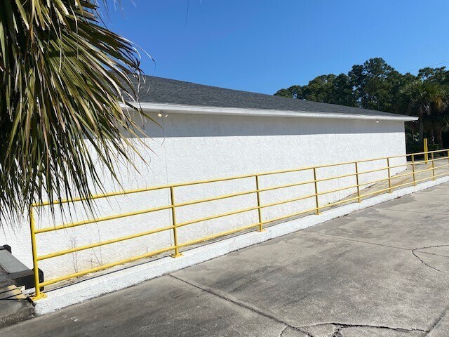 More Photos Of 240 SE Interstate Ct, Palm Bay Warehouse For Sale