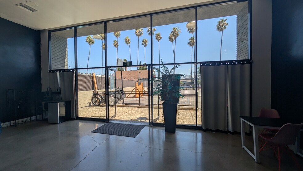 More Photos Of 440 E Holt Ave, Pomona Storefront For Lease