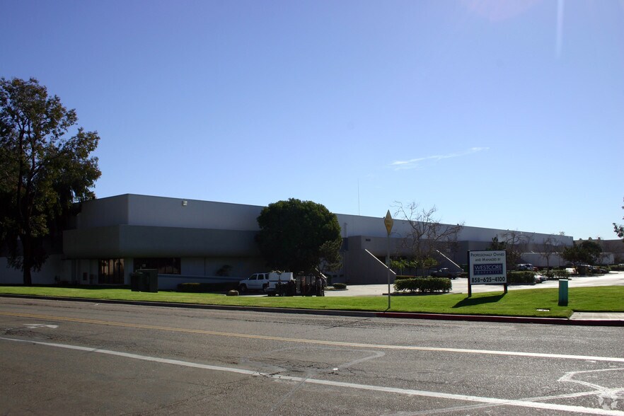 More Photos Of 9455 Cabot Dr, San Diego Distribution For Lease