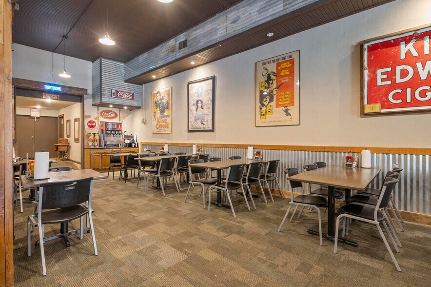 More Photos Of 412-414 Main St, Windom Restaurant For Sale