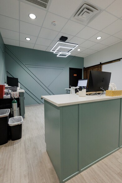 More Photos Of 101 Grant Pl, Lowell Medical For Lease