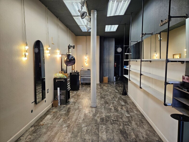 More Photos Of 877 Fourth St, San Rafael Storefront For Lease