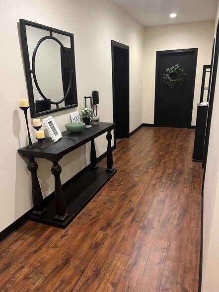 More Photos Of 1302 N Shepherd Dr, Houston Medical For Lease